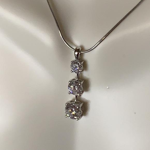 Epiphany diamonique three stone pendant with chain - Picture 3 of 6